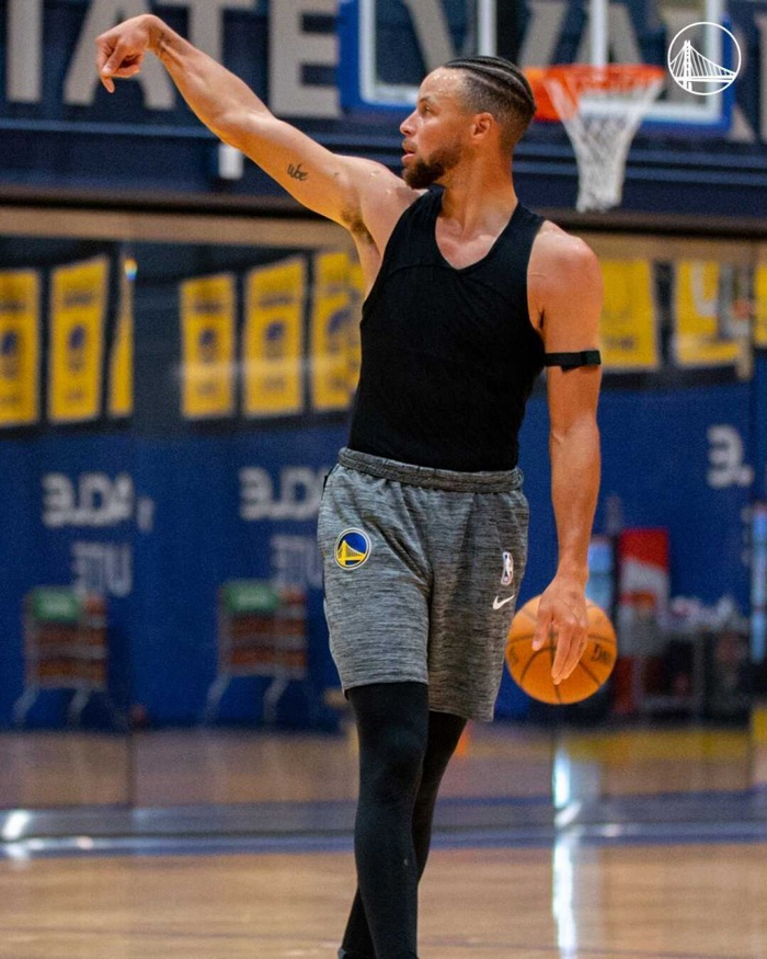 博彩网址导航-勇士教练组